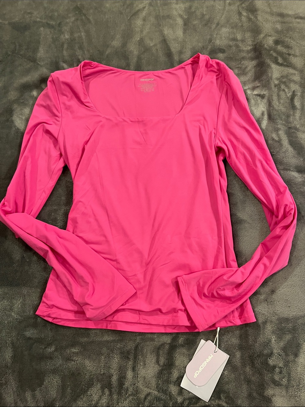 Women's Scoop Neck Long Sleeve Top in Hot Pink